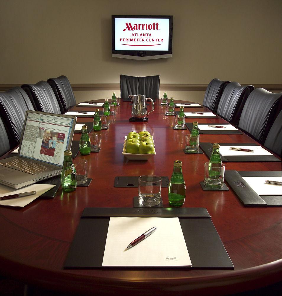 Отель Atlanta Marriott Perimeter Center Данвуди Экстерьер фото