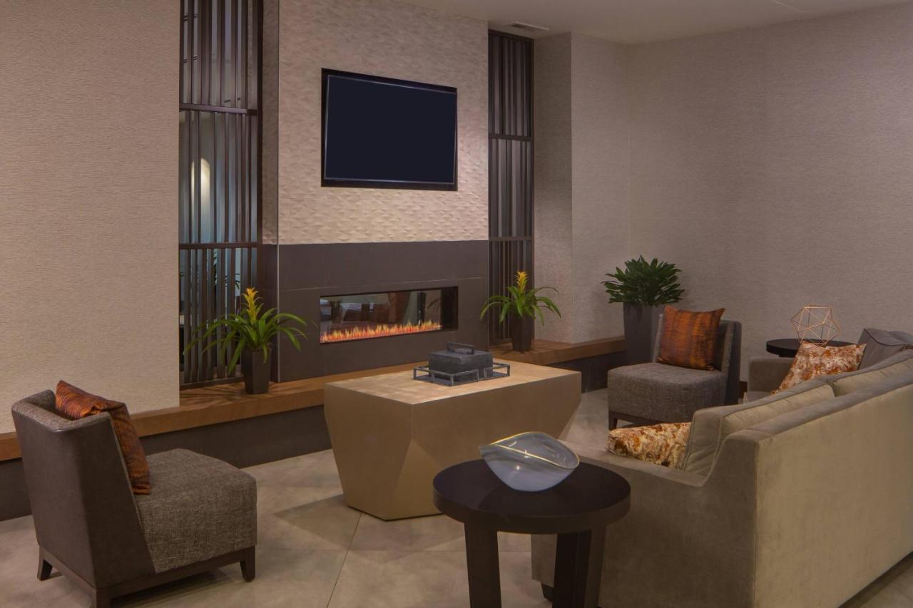 Отель Atlanta Marriott Perimeter Center Данвуди Экстерьер фото