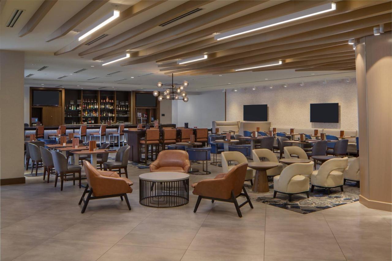 Отель Atlanta Marriott Perimeter Center Данвуди Экстерьер фото