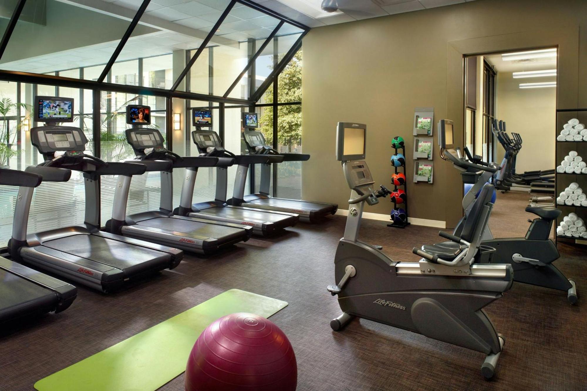 Отель Atlanta Marriott Perimeter Center Данвуди Экстерьер фото